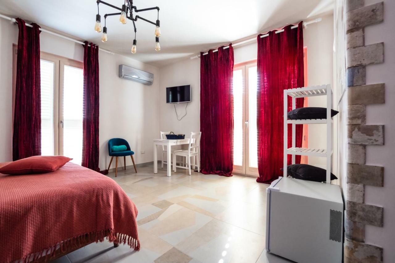 B&B A Pochi Passi Polignano a Mare Exteriör bild